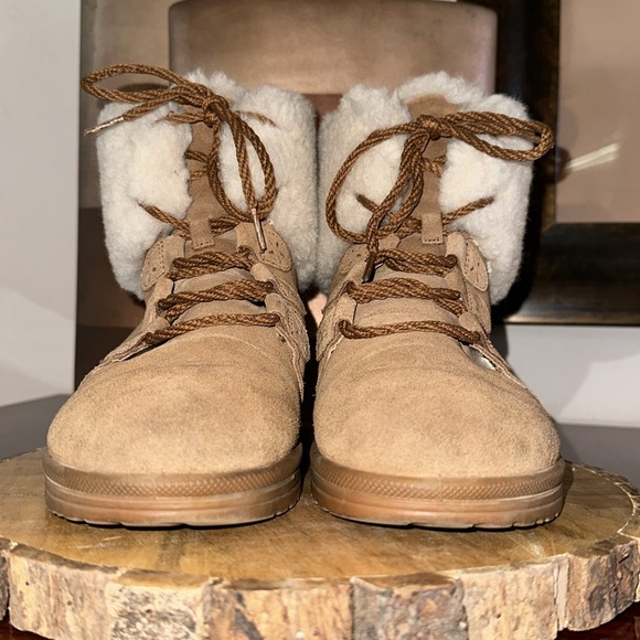 Abeo Women's Imelda Shearling Boots, Tan/Brown - Picture 6 of 15